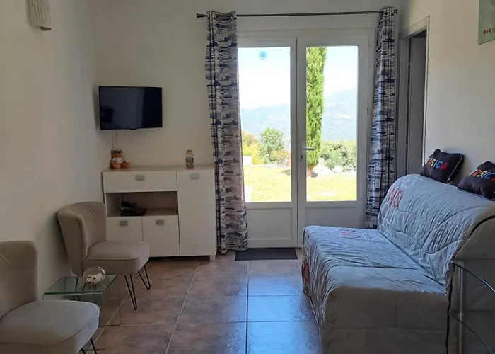 Appartement Cutalello Coté Montagne Calenzana